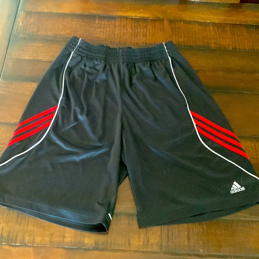 Mens basketball shorts